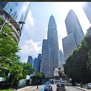 premium-suites-at-klcc-cormar-city-center-1-bedroom-suite.kualalumpurs-hotels.com/