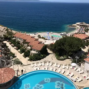 sunny-bay-apartments.albaniahotels.org/